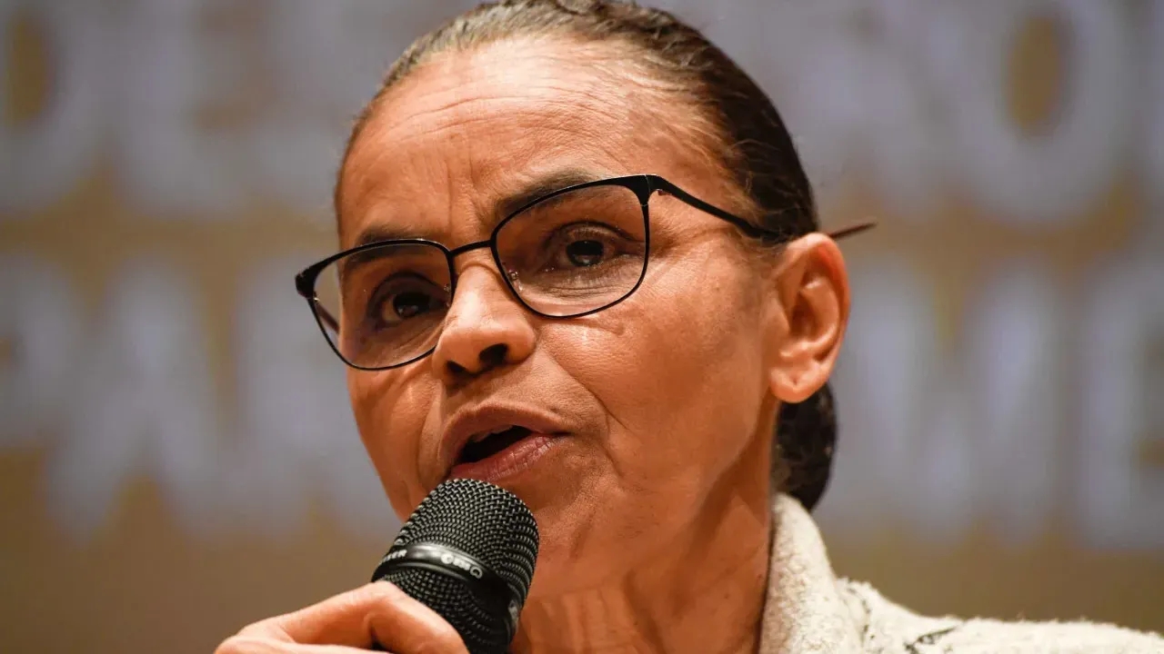 Marina Silva é atacada novamente em comissão do Congresso