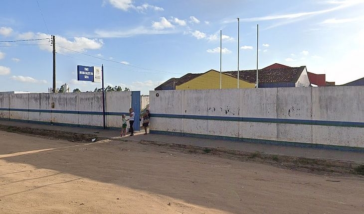 Homem invade escola para furtar durante a madrugada e é preso, em Maceió