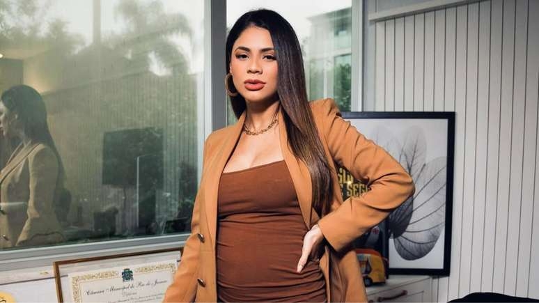 Grave mesmo! Lexa cancela agenda após complicações na gravidez