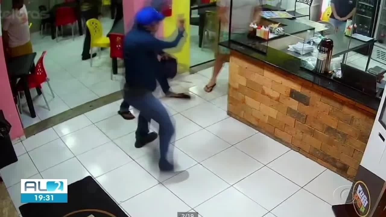 Homem preso após assalto a lanchonete em Maceió