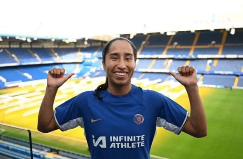 Chelsea acerta contratação de Mayra Ramírez, a maior transferência do futebol feminino