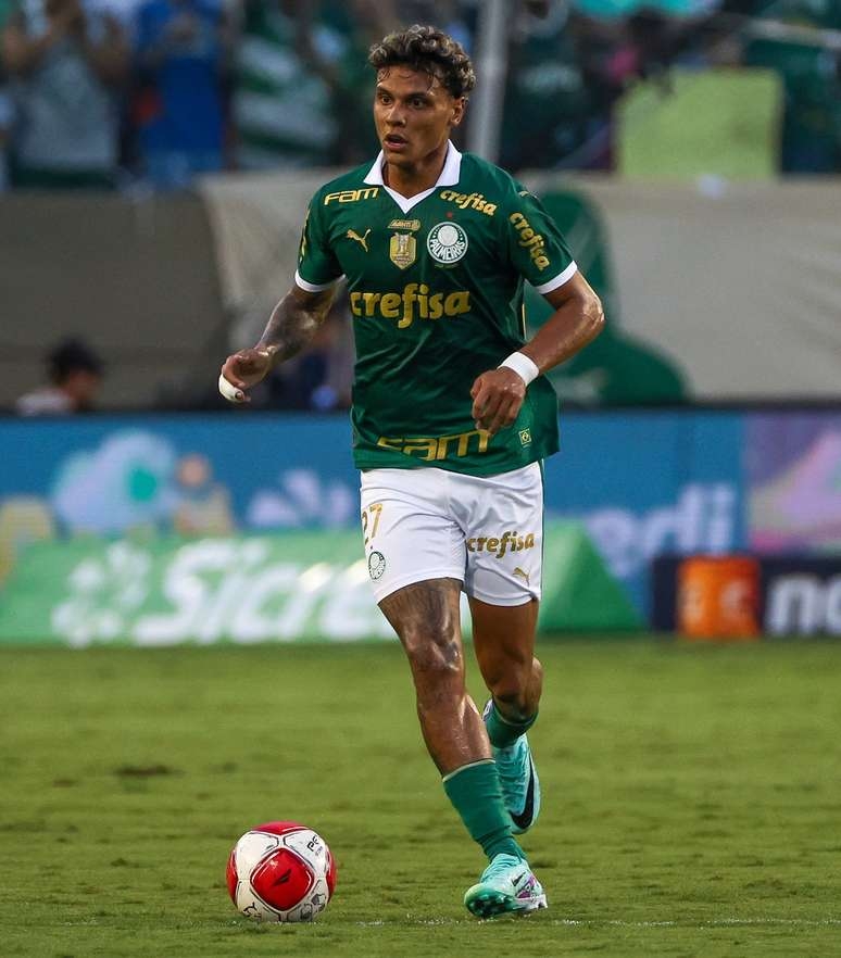 Richard Rios descarta favoritismo do Palmeiras no Paulista e agradece torcida de Barueri