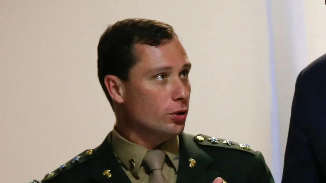 General pressiona Bolsonaro por golpe, afirma Mauro Cid