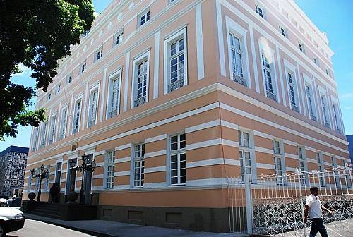 O que renderia para Penedo uma candidatura para deputado estadual de Cidoca?