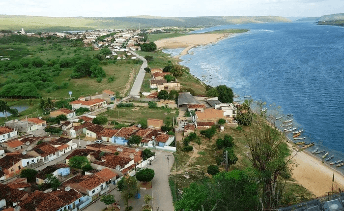 Membro de facção assassina homem se passando por policial
