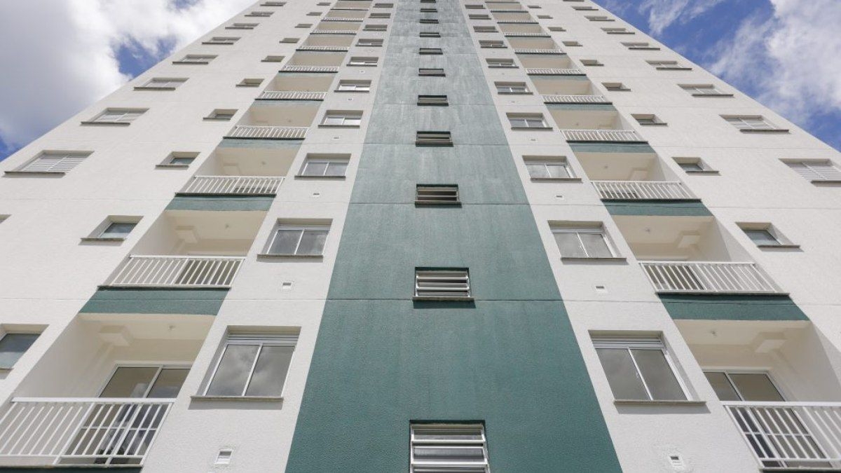 Governo entrega 174 apartamentos para famílias em Cubatão