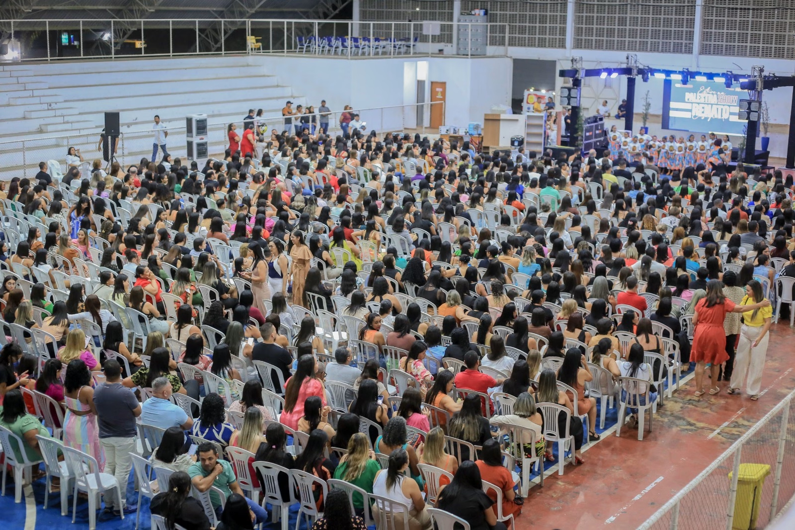 Evento Especial da Prefeitura de Penedo Reconhece Professores