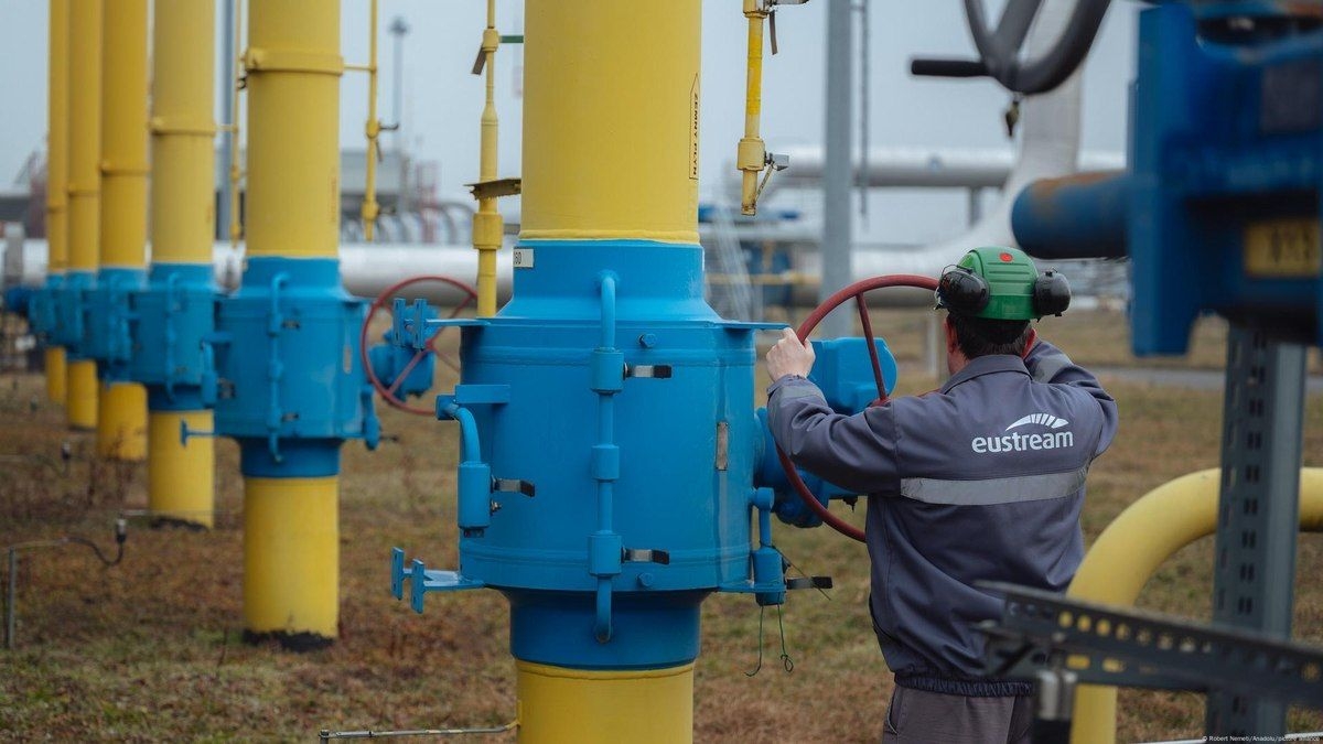 União Europeia avança em plano de veto ao gás russo