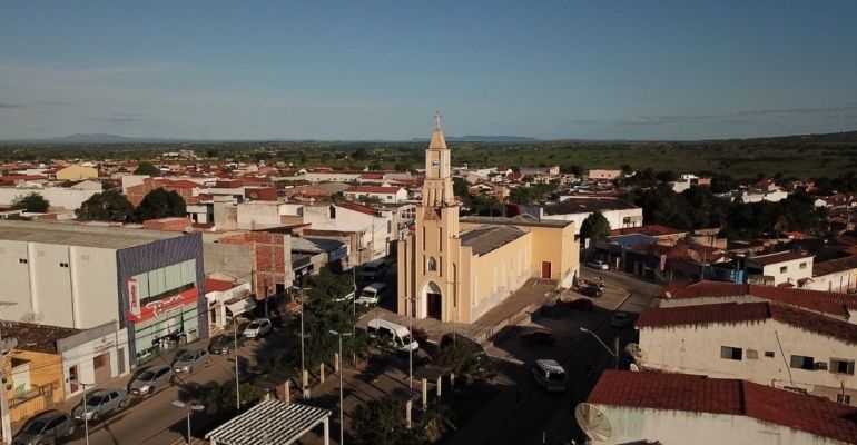 Funcionária de banco é presa por desviar R$ 200 mil de aposentados em Alagoas