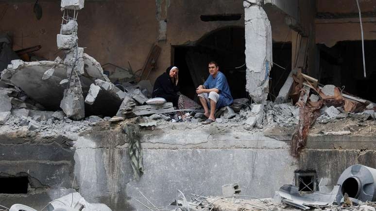 Hamas 'massacrou' bebês em vilarejo de Israel, diz general israelense; acompanhe