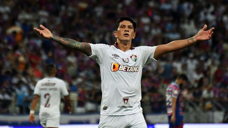 Faz o L aí! No aniversário de Germán Cano, relembre feitos do argentino pelo Fluminense