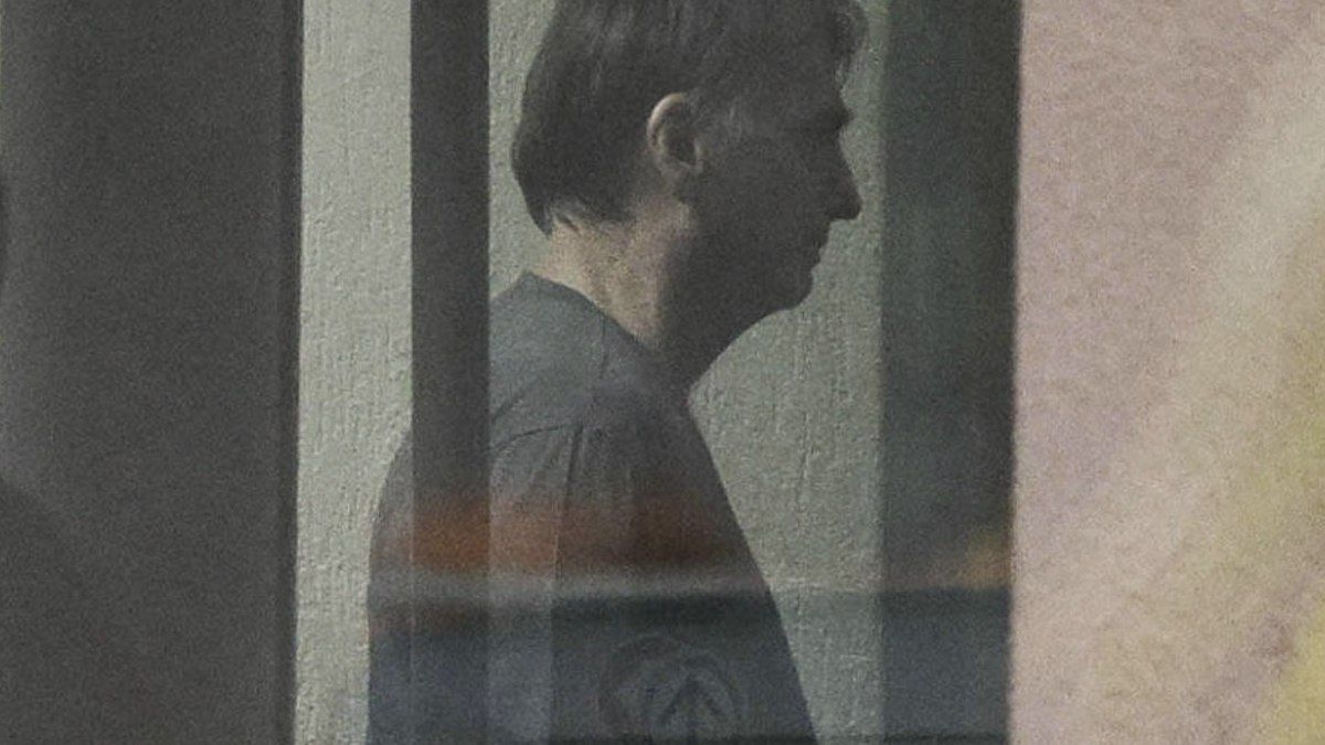 A queda do mito de Bolsonaro e suas contradições