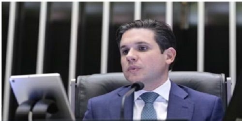 Hugo Motta o presidente ventríloquo