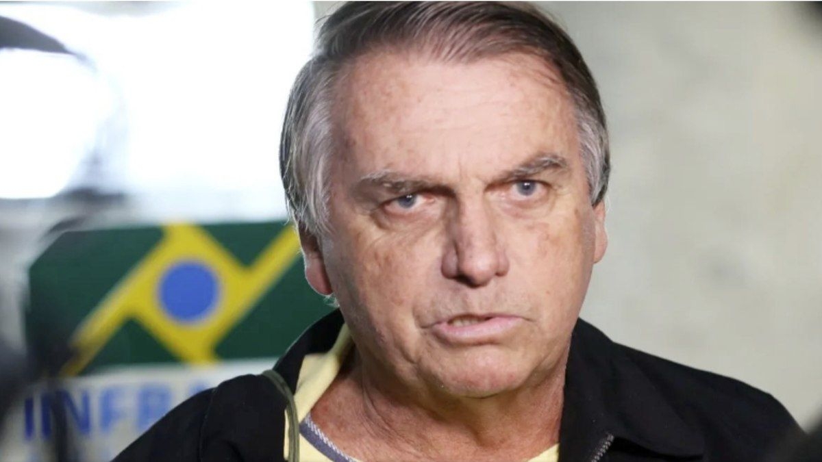 Bolsonaro já cumpriu 12 dias de prisão e faltam 9.833