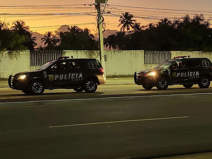 Dez são presos em operação contra o tráfico de drogas em Paripueira