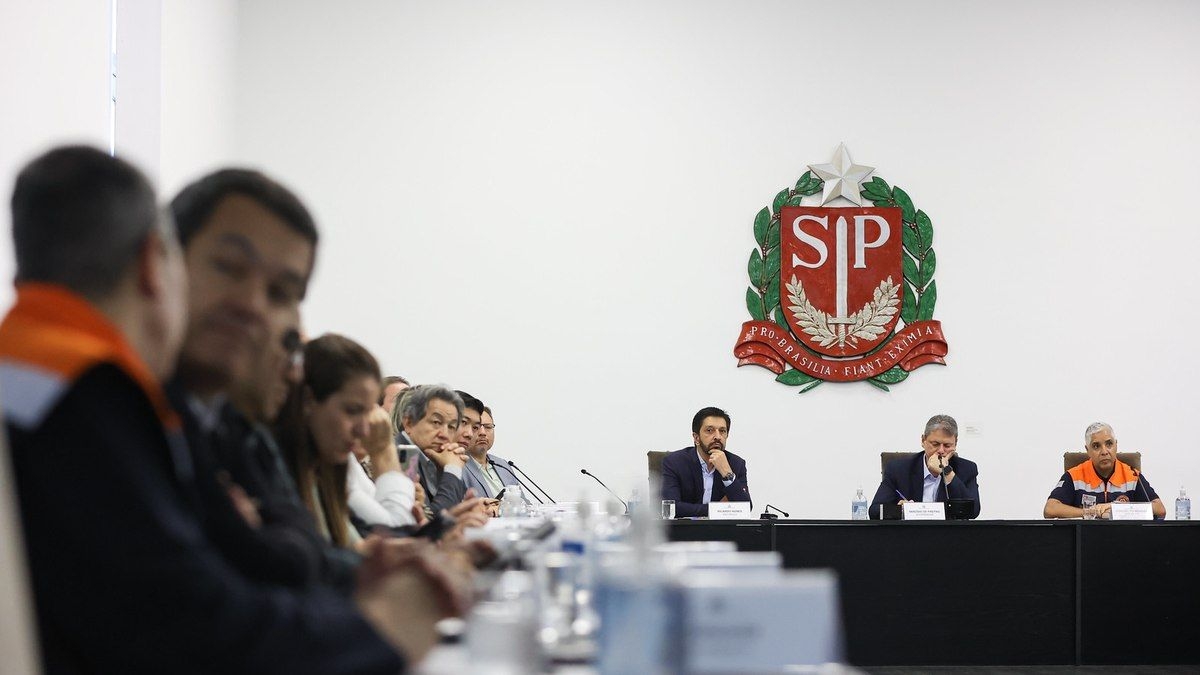 SP governante se reúne com cidades afetadas por tempestades