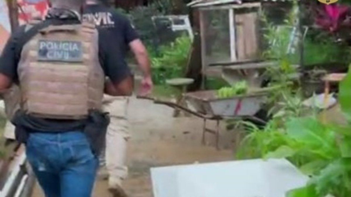 Adolescente é apreendido por crimes virtuais em Recife