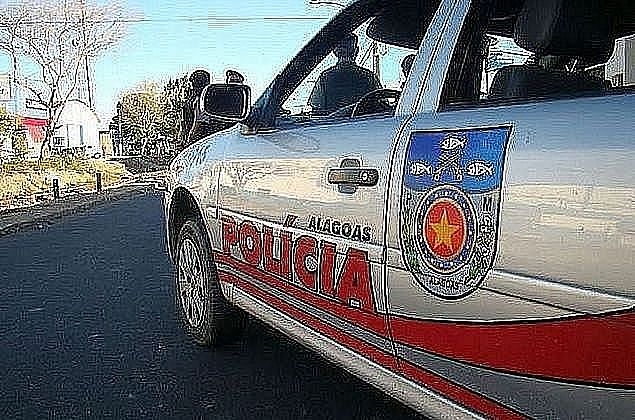 Jovem é baleado após dizer a assaltantes que não tinha celular, no Benedito Bentes