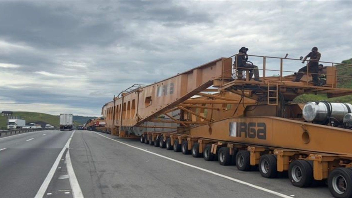 Interdições na Via Dutra para transporte especial