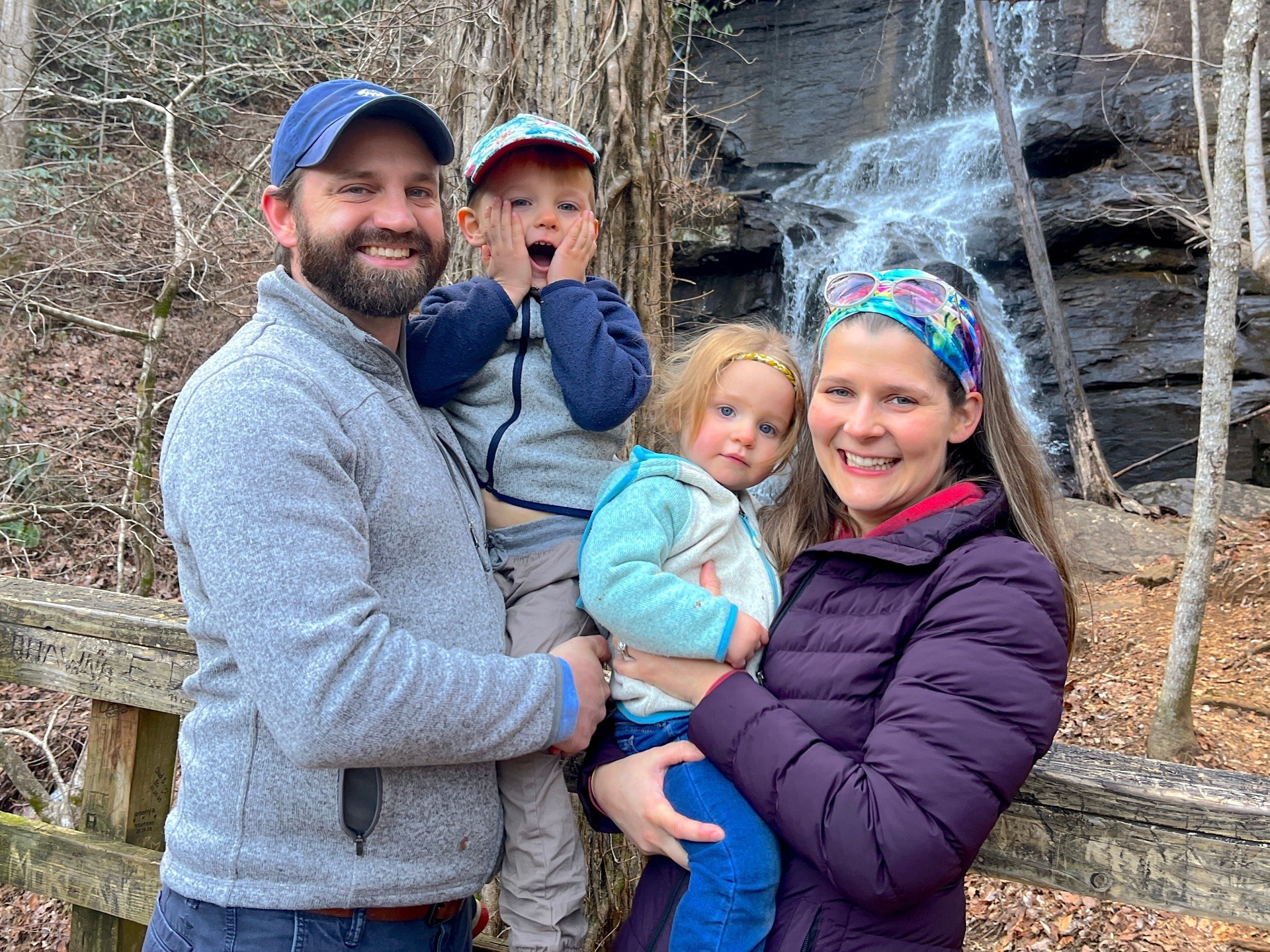 Pai em tempo integral revela alegria de sua nova vida