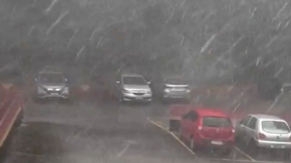 São Paulo em alerta para alagamentos devido à chuva forte