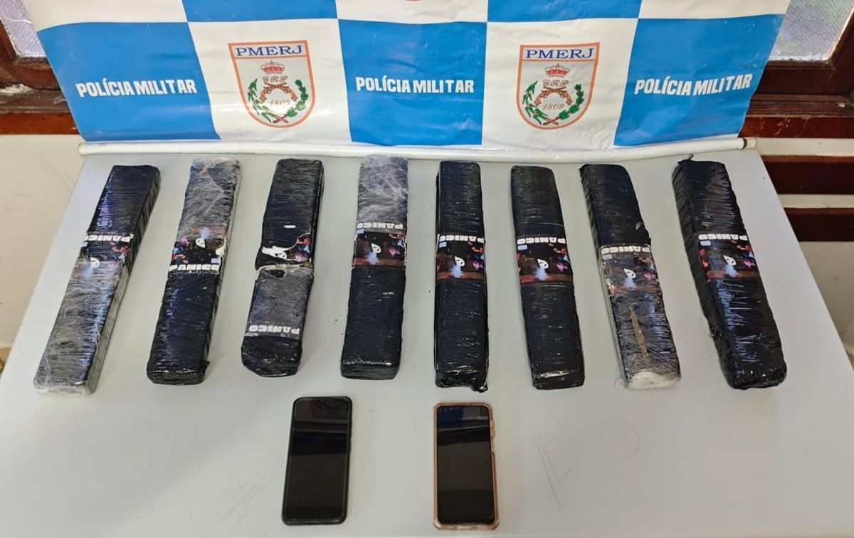 Casal é preso com 10 kg de maconha em Nova Friburgo