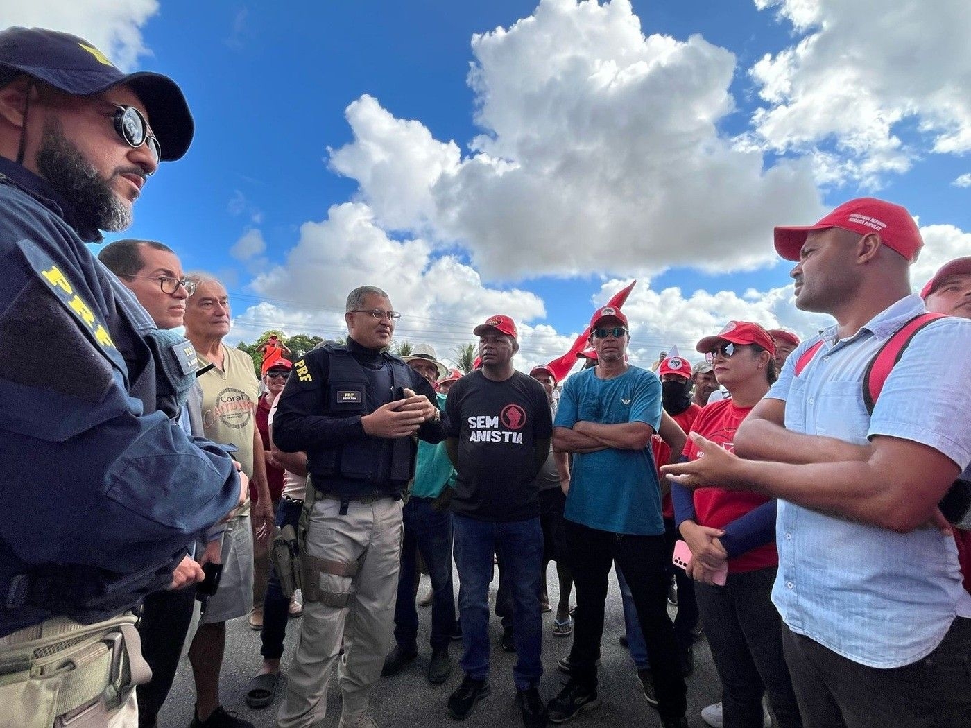 MST Interdita BRs-101 e 104 em Alagoas por Acordos