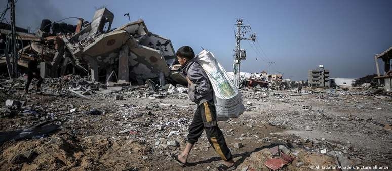 Pela primeira vez, Parlamento Europeu pede cessar-fogo em Gaza