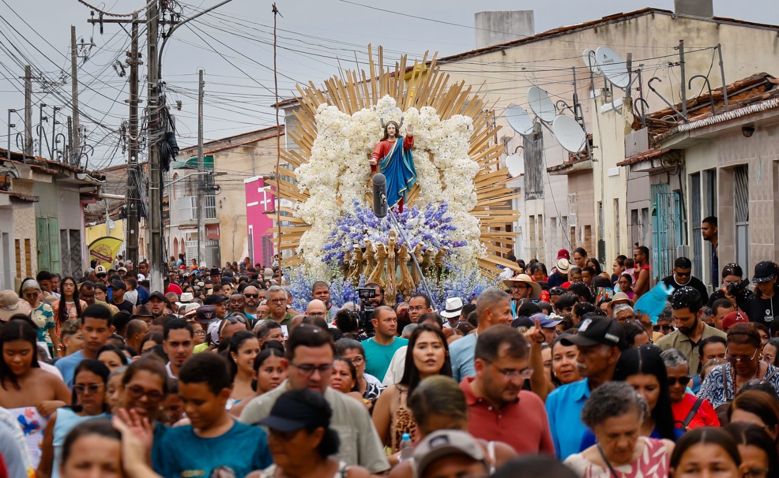 Festa do Bom Jesus dos Navegantes completa 142 anos em Penedo