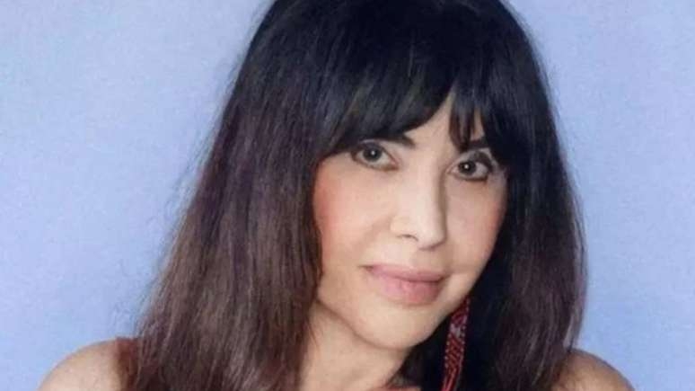 Claudia Alencar passa por transfusão de sangue e está internada em estado grave