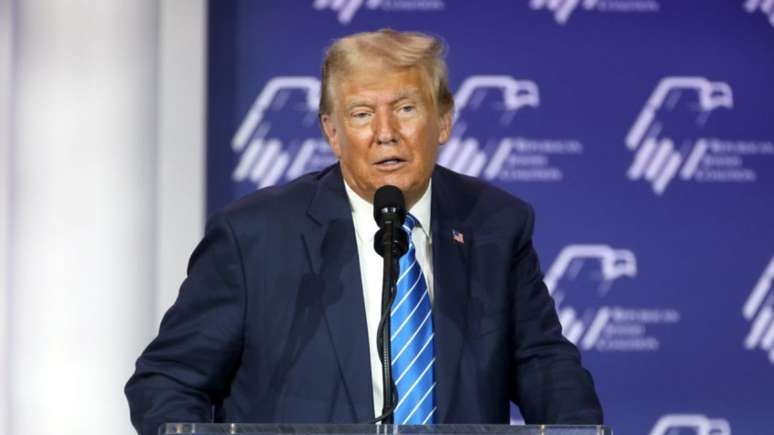 "Pode me atacar mas, por favor, responda à pergunta", diz juiz à Donald Trump, réu por fraude