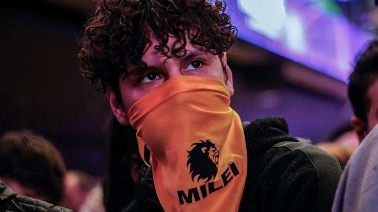 Os eleitores jovens que foram fundamentais para vitória de Javier Milei na Argentina