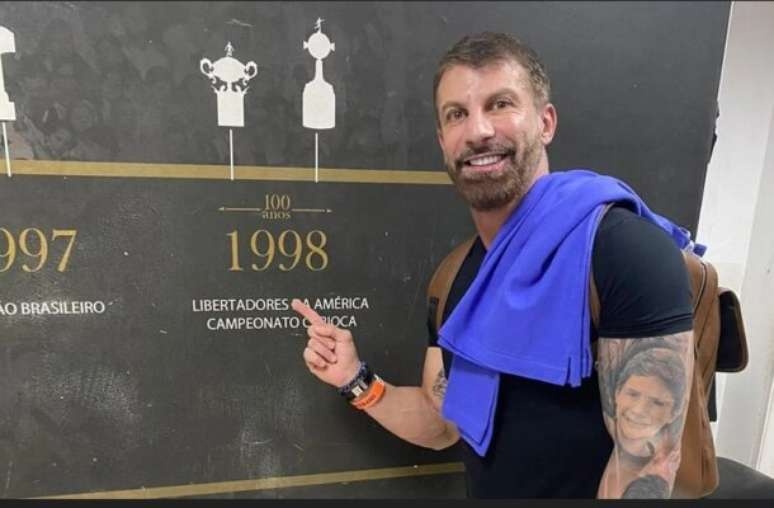 Pedrinho assume a presidência do Vasco nesta segunda