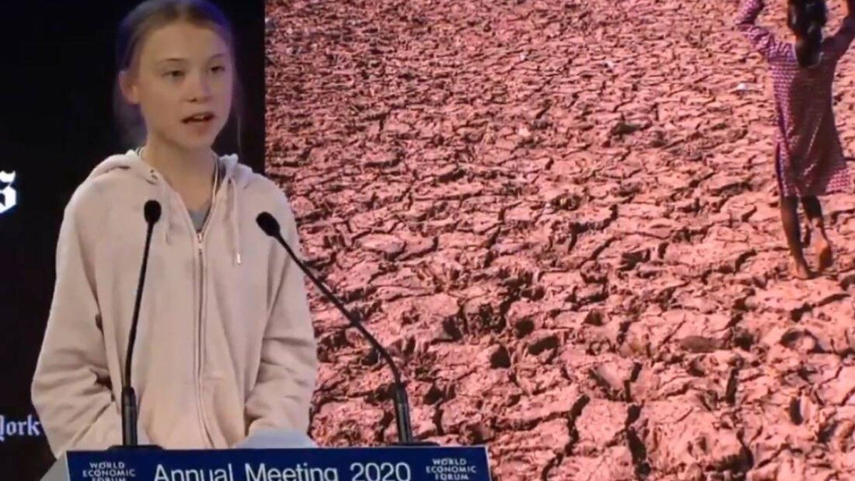 Greta Thunberg é banida de Veneza após protesto ambiental