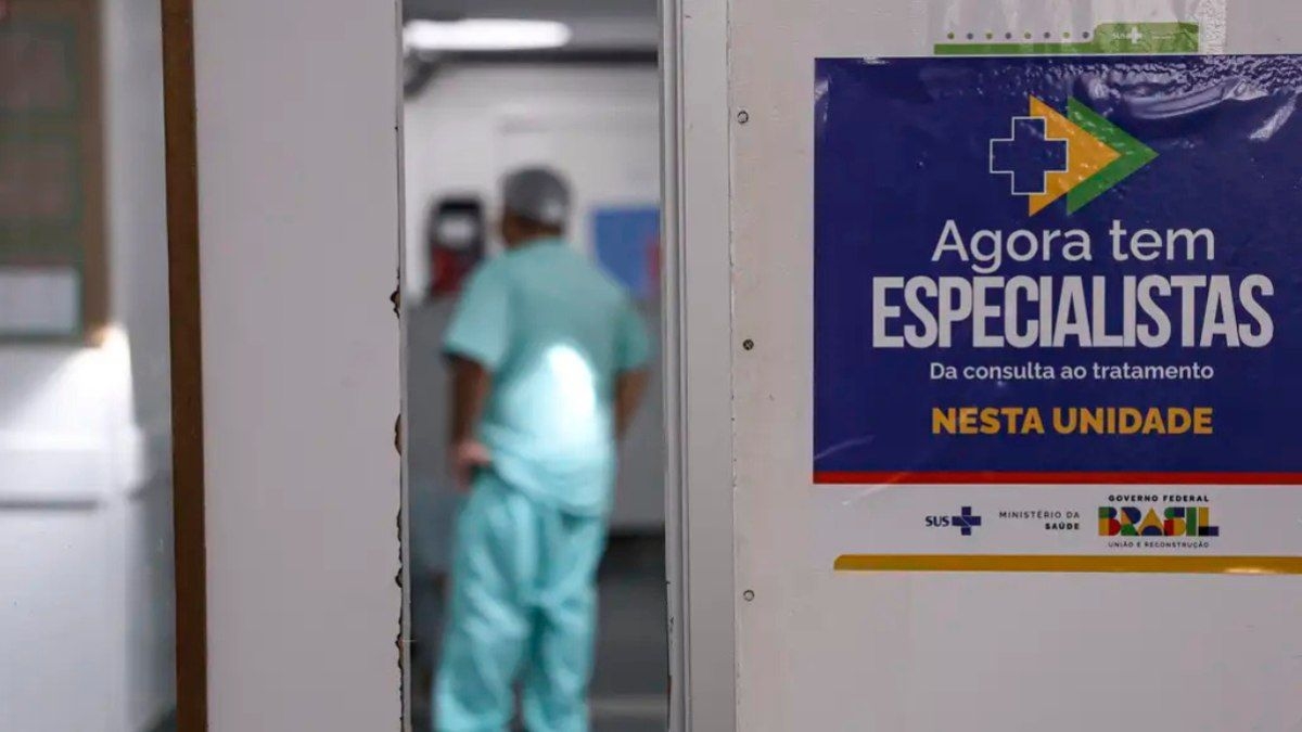 Programa que amplia especialistas no SUS é aprovado no Senado