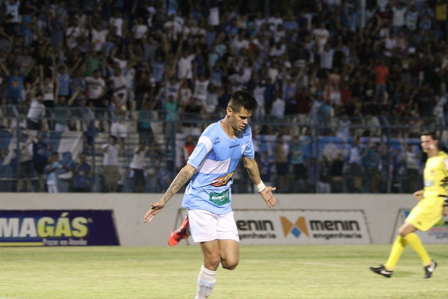 CSA fecha acerto com Lucas Lima para reforço no ataque