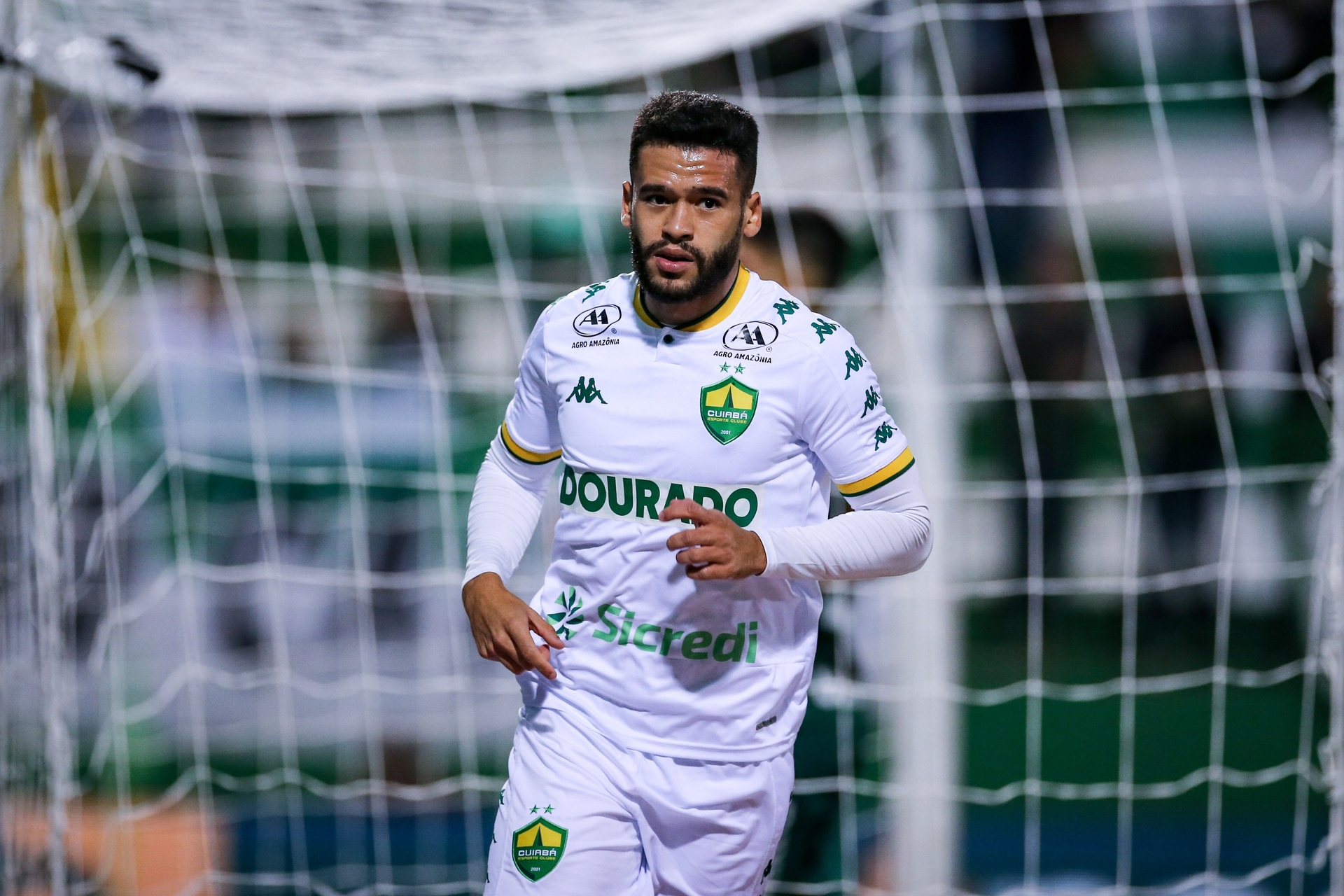 CRB anuncia contratação de Patrick de Lucca para 2026