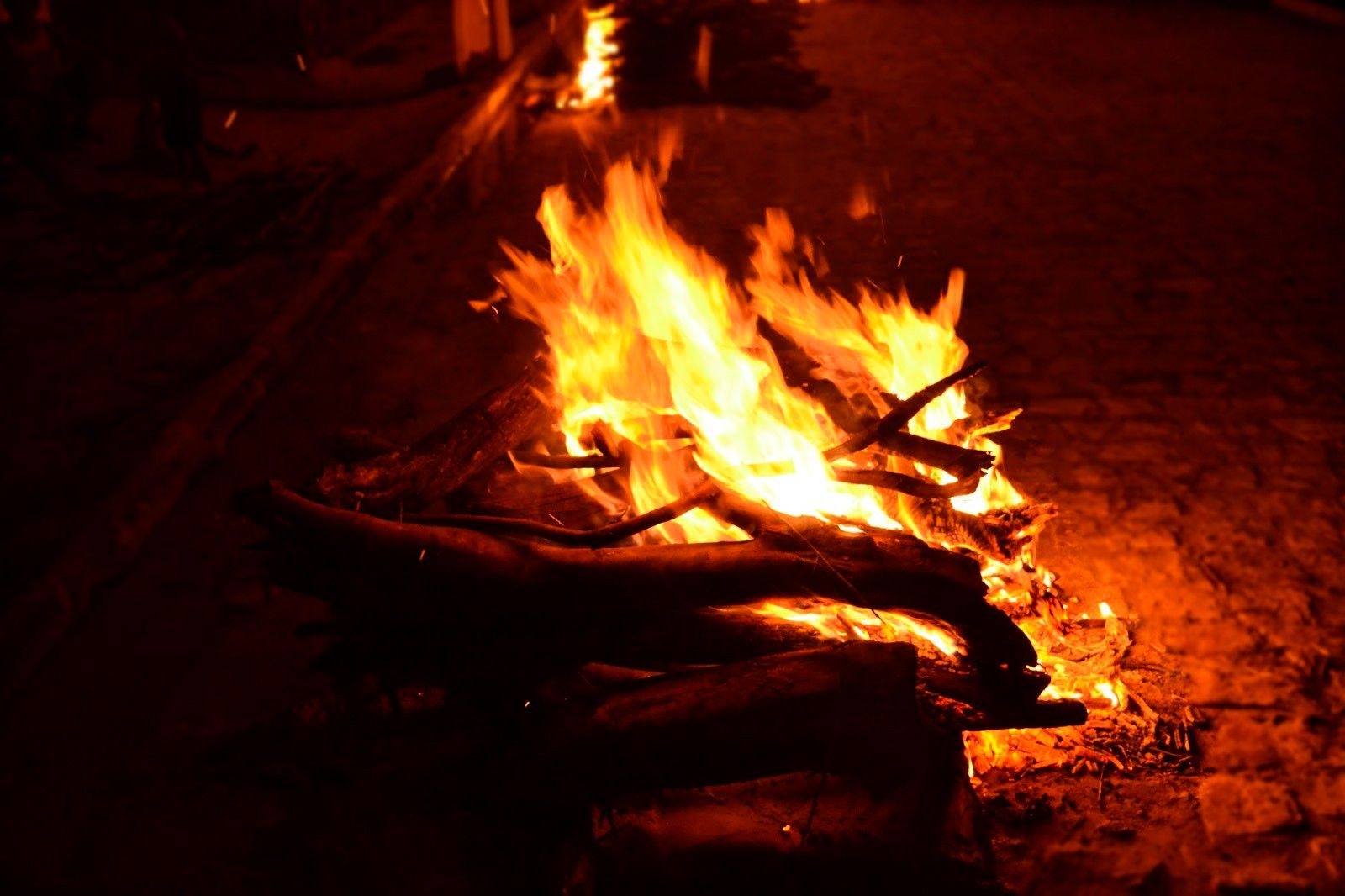 Fogueira de São João e seu simbolismo espiritual
