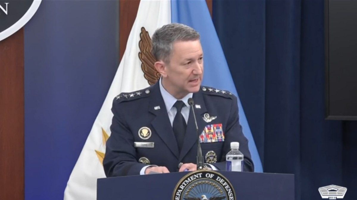 EUA confirmam ataque militar que destruiu instalações nucleares do Irã