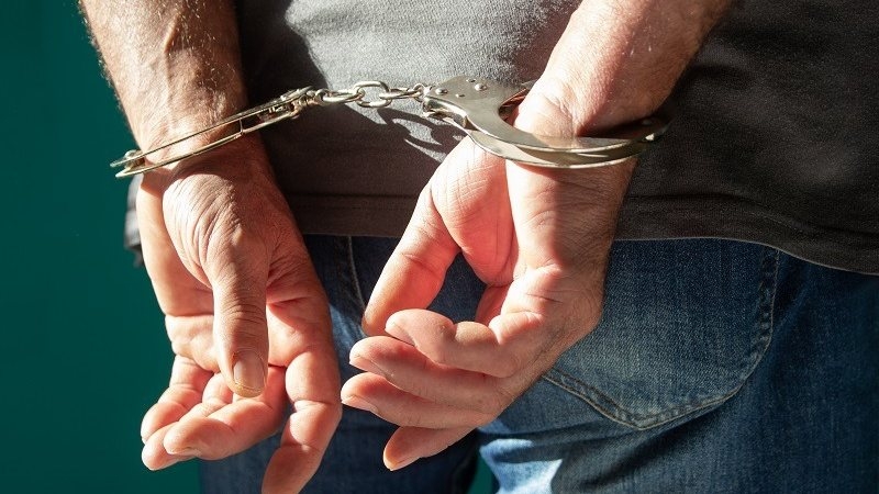 Homem é preso suspeito de estuprar vizinha adolescente em Alagoas