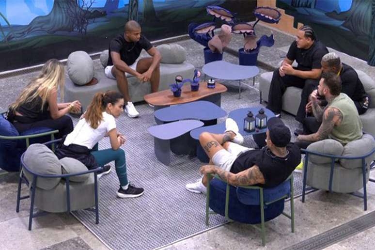 BBB | Davi é confrontado pelos Camarotes após Paredão
