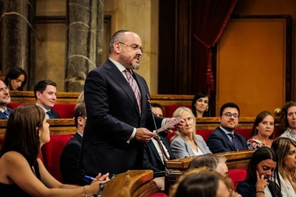 PP Acusa Salvador Illa Sobre Máscaras Defeituosas