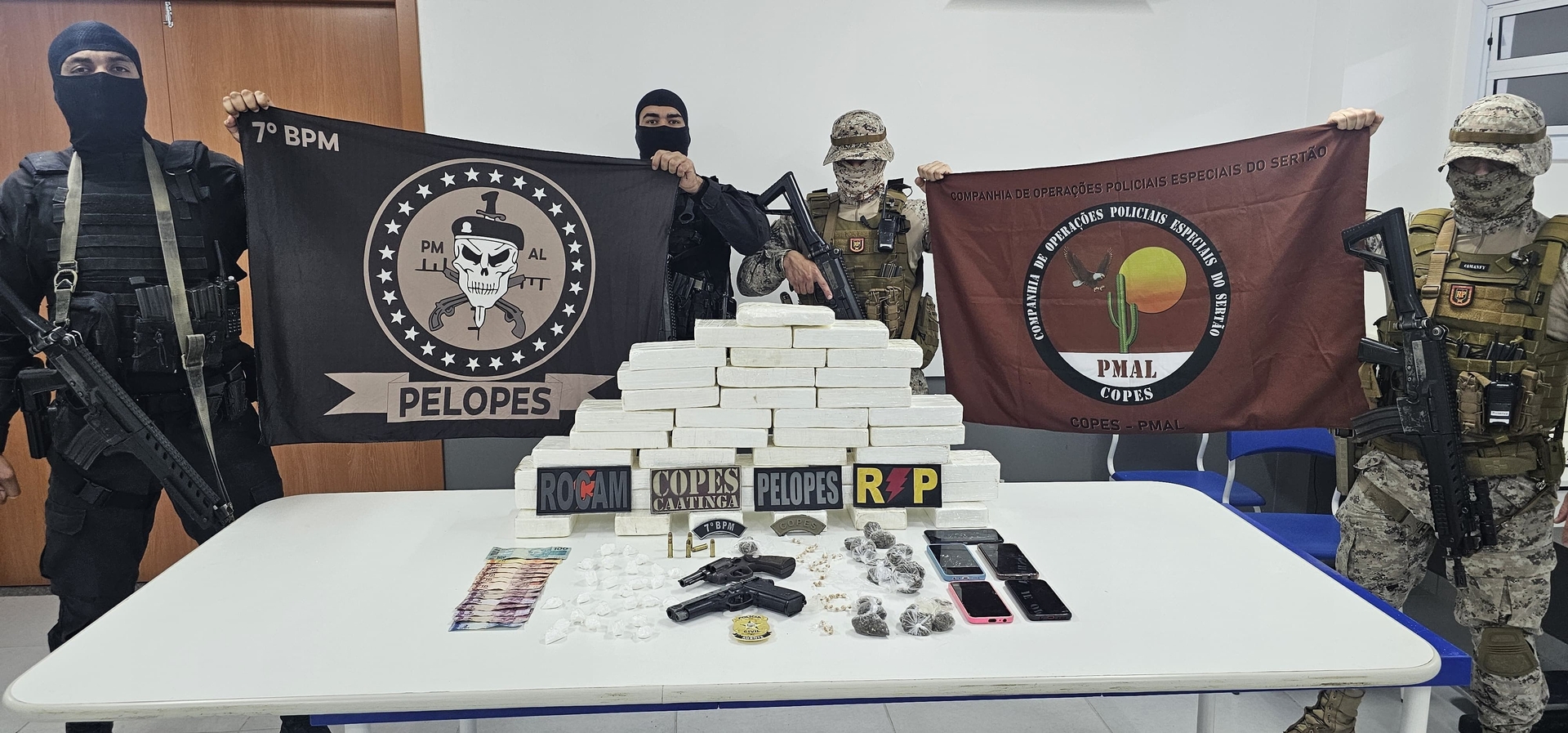 Polícia apreende 40 kg de cocaína em operação em Alagoas