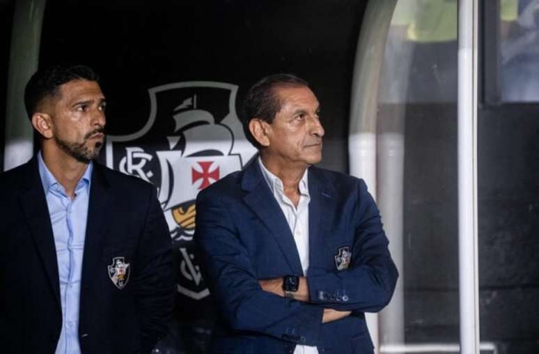 Vasco amplia contrato de Ramón Díaz até dezembro de 2025
