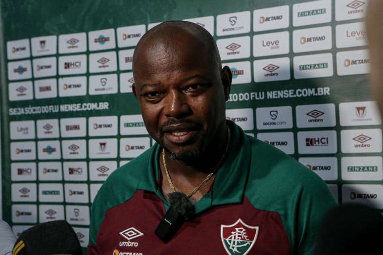 Marcão minimiza queda do Fluminense no segundo tempo e revela conversas com Fernando Diniz