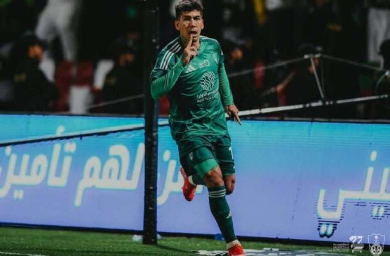 Firmino marca em vitória do Al-Ahli no Campeonato Saudita