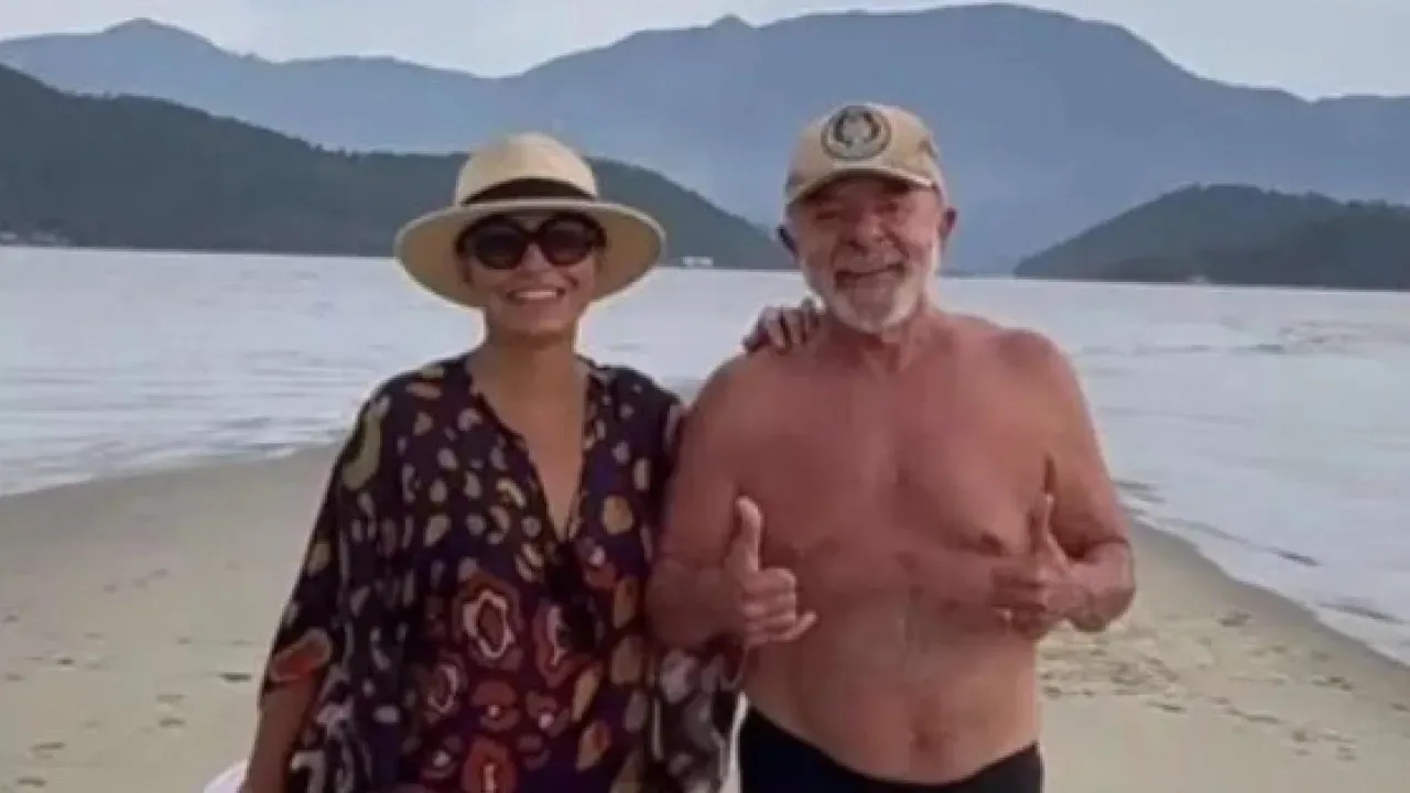 Lula e Janja curtem praia e boa forma do petista aos 80