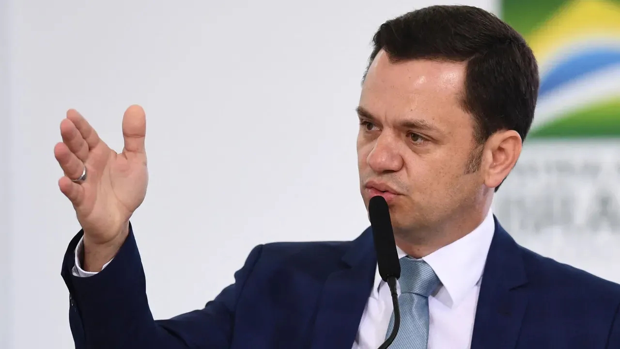 Defesa de Cid pede benefícios e réus negam golpe