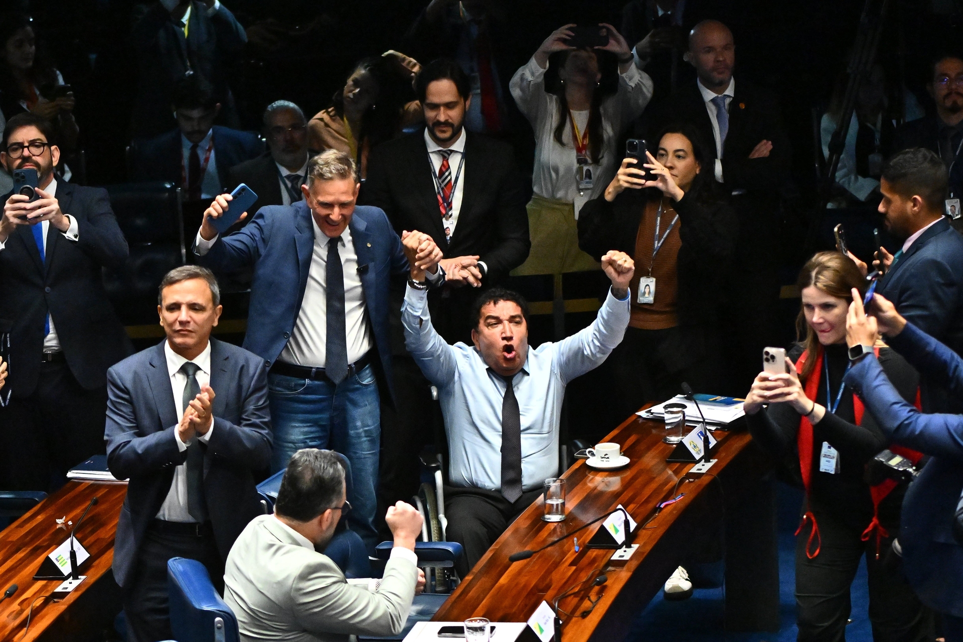 Lei de Redução de Penas Gera Polêmica no Senado