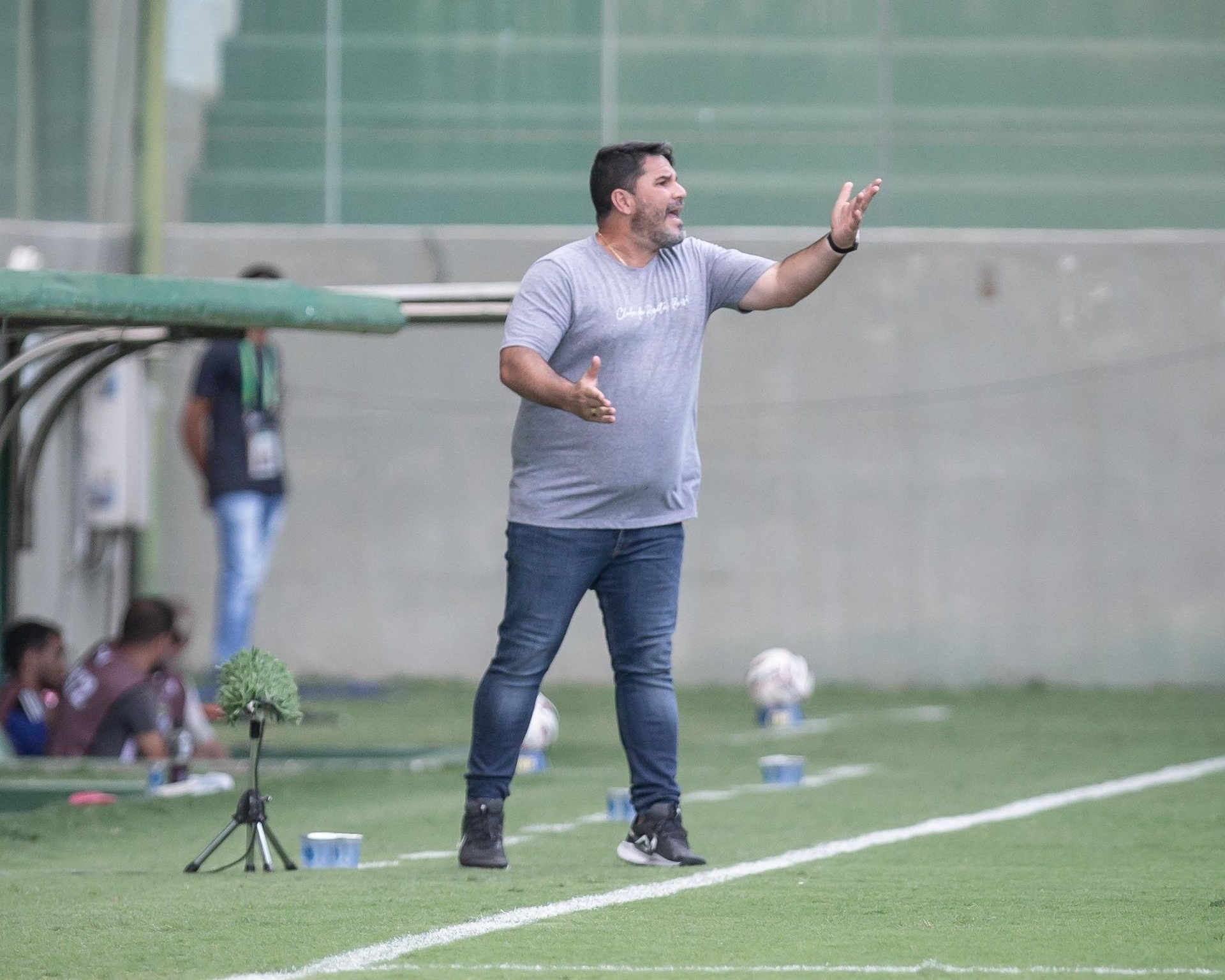 Barroca do CRB critica arbitragem após empate com Amazonas